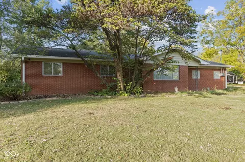 8718 Ivanhoe St, Indianapolis, IN 46219