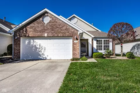 1100 Lincoln Park E Dr, Greenwood, IN 46142