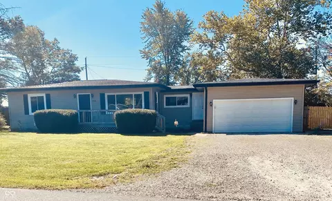 114 Westwood Rd, Fillmore, IN 46128