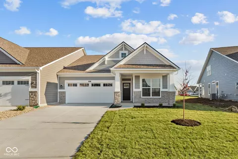 3551 Wrangler Dr, Bargersville, IN 46106