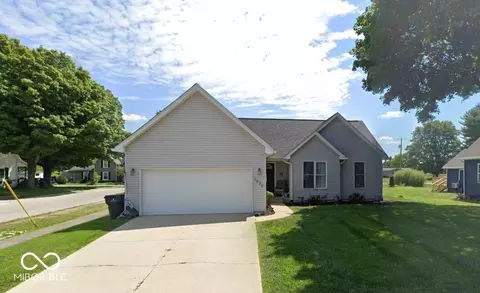 1030 N Walnut St, Lapel, IN 46051