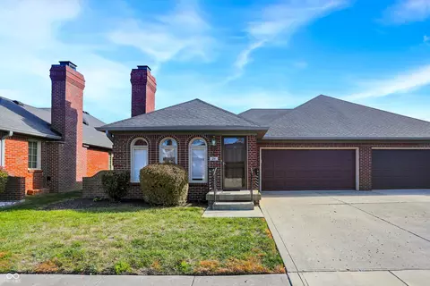 211 Andrews Blvd, Plainfield, IN 46168