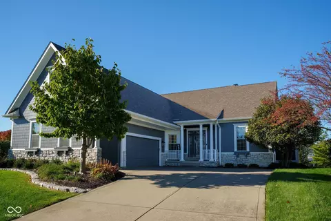 11456 Lake Stonebridge Ln, Fishers, IN 46037