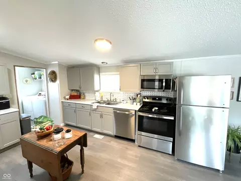 Kitchen - 55 Diana St, Mitchell, IN 47446 photo 1 of 4