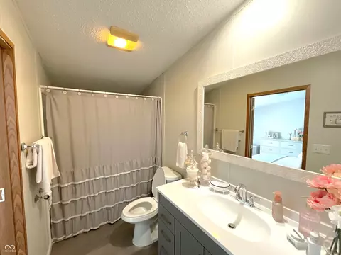 Bath - 55 Diana St, Mitchell, IN 47446 photo 1 of 2