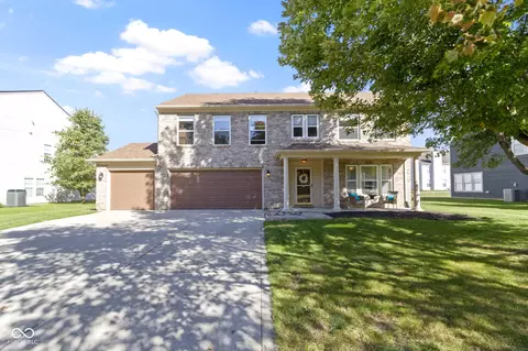 5632 Buck Dr, Noblesville, IN 46062