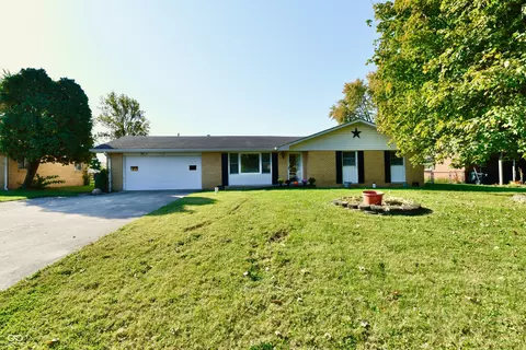 317 Fall Creek Dr, Anderson, IN 46013