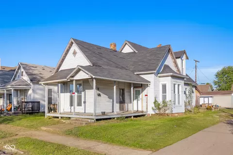 639 Maple St, Columbus, IN 47201