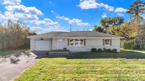 8030 Meadow Ln, Indianapolis, IN 46227