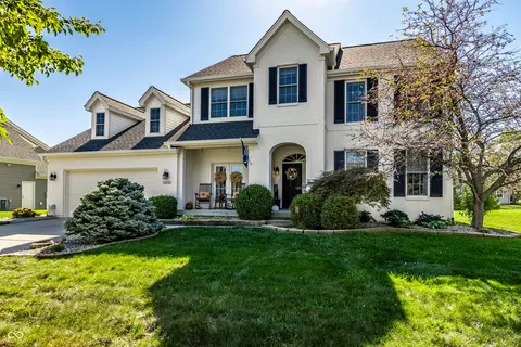 1019 Roanoke Dr, Westfield, IN 46074