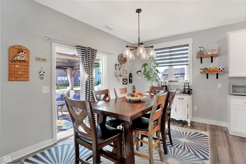 Dining - 8815 Slayton St, Pendleton, IN 46064 photo 1 of 2