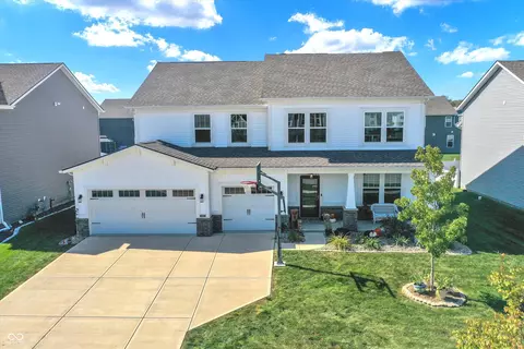 Exterior - 8815 Slayton St, Pendleton, IN 46064 photo 11 of 12
