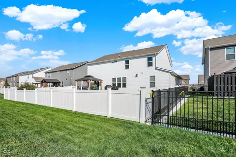 Exterior - 8815 Slayton St, Pendleton, IN 46064 photo 9 of 12