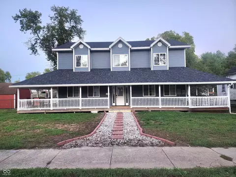 524 S 6th St, West Terre Haute, IN 47885