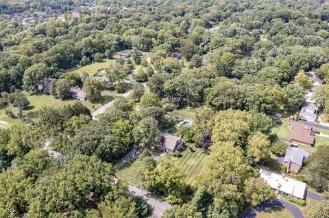 7720 Spring Mill Rd, Indianapolis, IN 46260