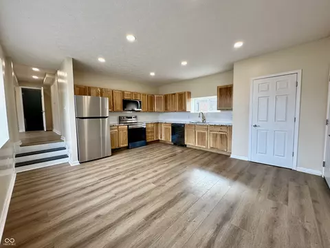 1310 S Marion St, Martinsville, IN 46151