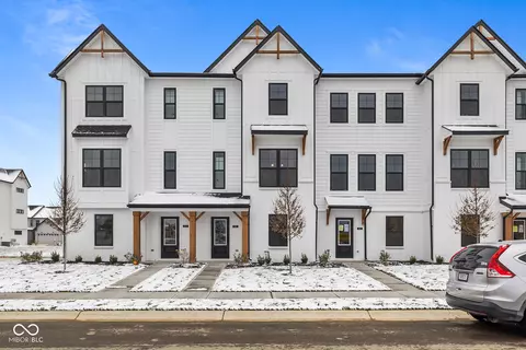 4221 Barrel Ln, Noblesville, IN 46062