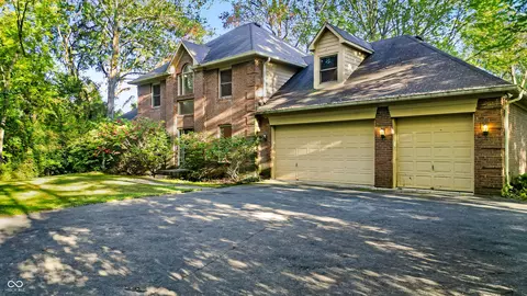 6911 Steven Ln, Indianapolis, IN 46260
