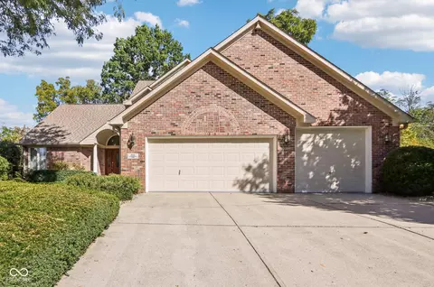 866 Wilderness Ln, Greenwood, IN 46142