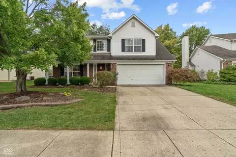 3397 Yorkshire Dr, Greenwood, IN 46143