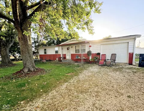 440 S Edwards St, Worthington, IN 47471