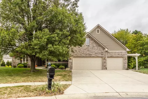 7762 Carpenter Ct, Plainfield, IN 46168