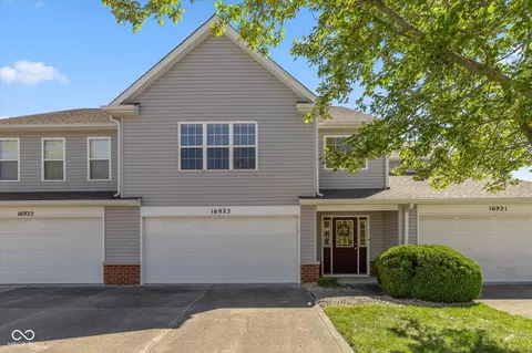 16923 Mapleton Pl, Westfield, IN 46074