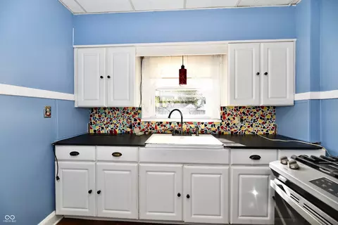 2423 E 12th St, Indianapolis, IN 46201 photo 11