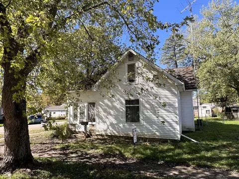200 N Pearl St, Hagerstown, IN 47346