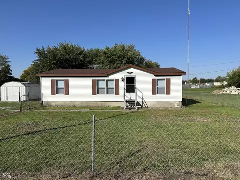 2114 S 800 E, Elwood, IN 46036
