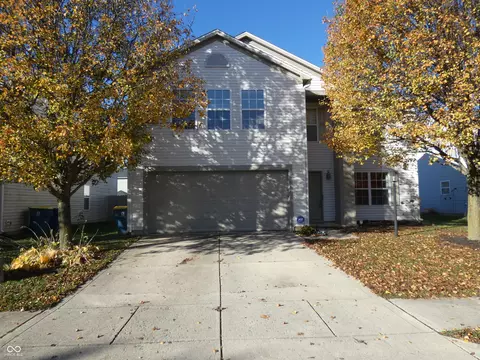 15041 Tiki Trl, Noblesville, IN 46060