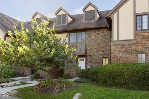 2216 Boston Ct, Indianapolis, IN 46228