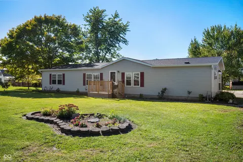 740 Browne St, Winchester, IN 47394