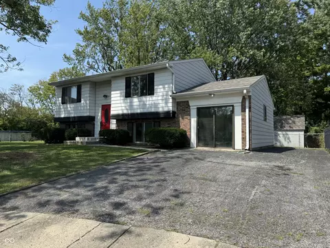 8922 Coronado Ct, Indianapolis, IN 46234