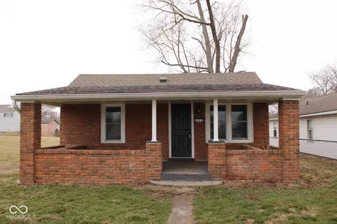 422 Pence St, Columbus, IN 47201
