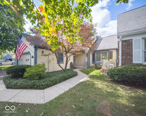 7806 Bay Shore Dr, Indianapolis, IN 46240