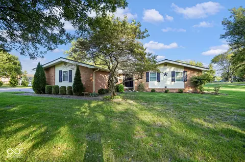 1205 Bowman Dr, Greenfield, IN 46140