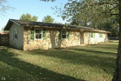1415 Bittersweet Dr, Greenfield, IN 46140