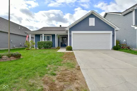 2548 Blackthorn Dr, Franklin, IN 46131