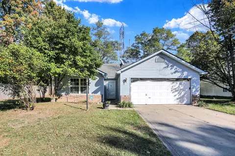 3425 Lauren Dr, Indianapolis, IN 46235
