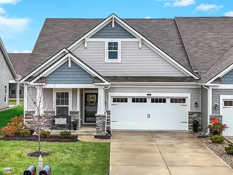 225 Perlican Dr, Cicero, IN 46034