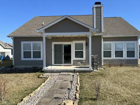 6038 Emerald Commons Dr, Indianapolis, IN 46221 photo 33