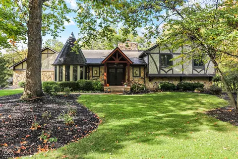 7222 Tuliptree Trl, Indianapolis, IN 46256