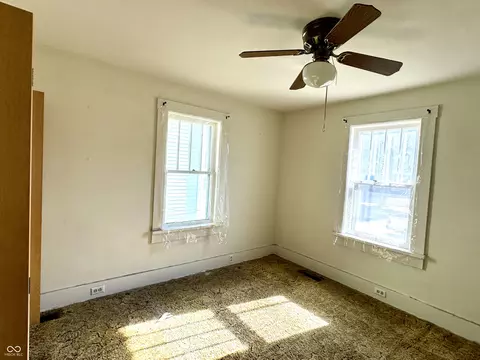 422 E 3rd St, Peru, IN 46970 photo 11
