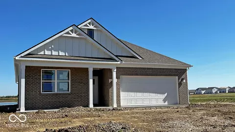 5891 Aleppo Ln, Greenwood, IN 46143