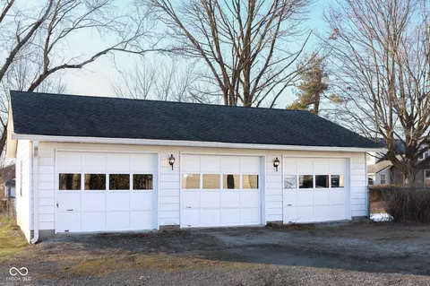 629 Jackson St, Hope, IN 47246 photo 8
