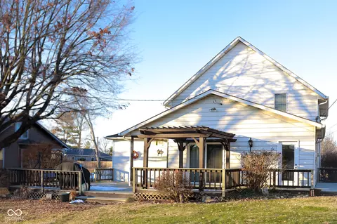 629 Jackson St, Hope, IN 47246 photo 10
