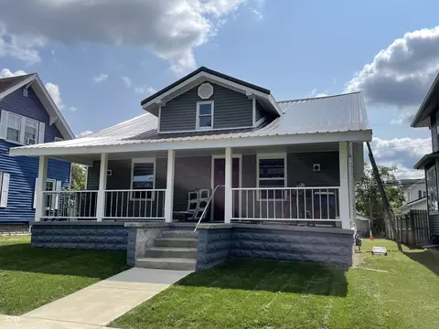 606 E 3rd St, Seymour, IN 47274