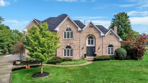 1374 Clay Spring Dr, Carmel, IN 46032