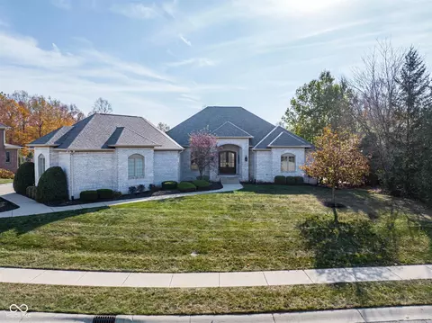742 Foxboro Dr, Avon, IN 46123